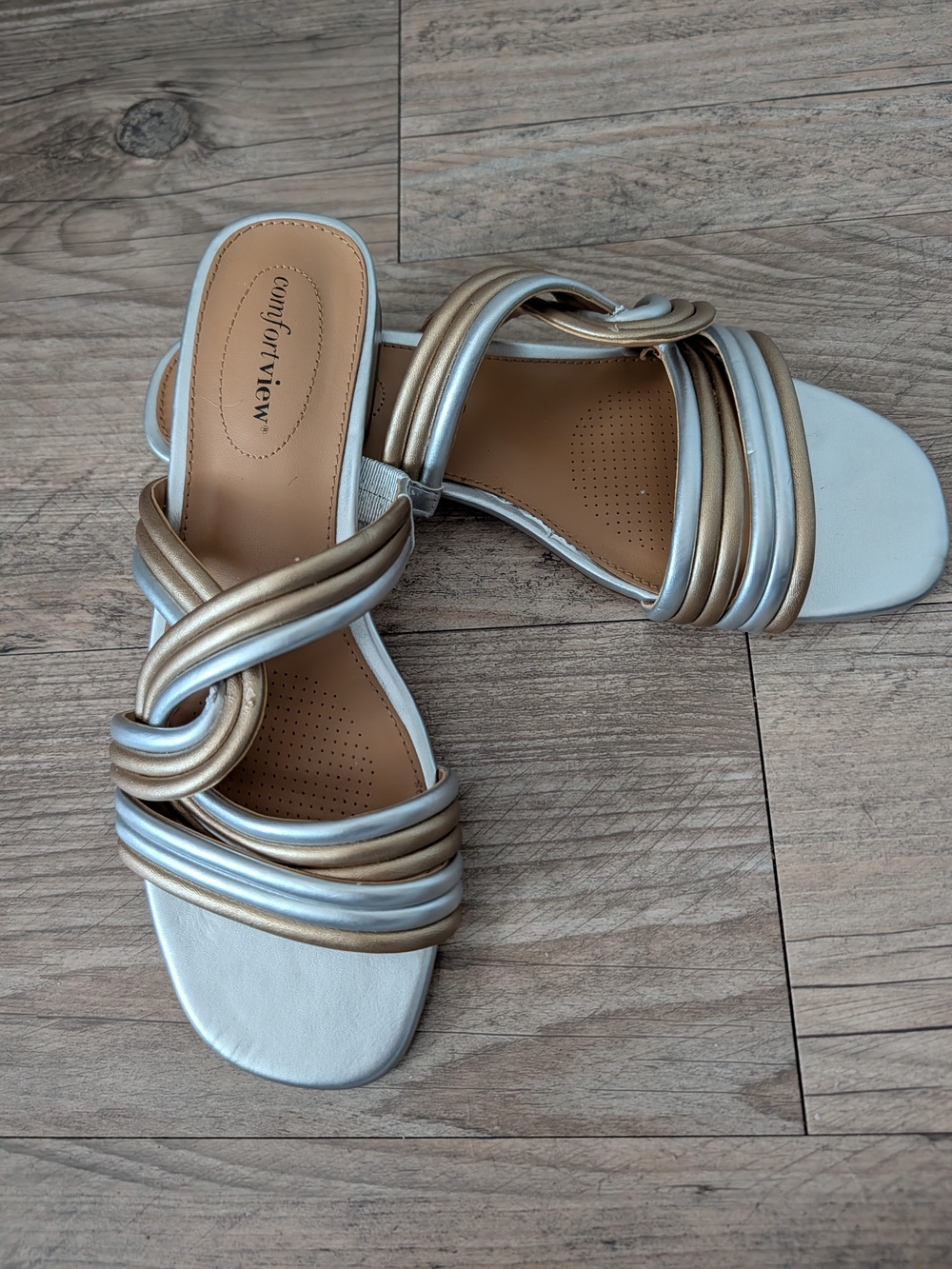 comfortview Metallic Knot Slide Sandals in Gold and Silver